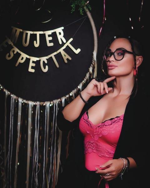 Mujer Especial Internacional: женский клуб в Бенидорме для всей Испании